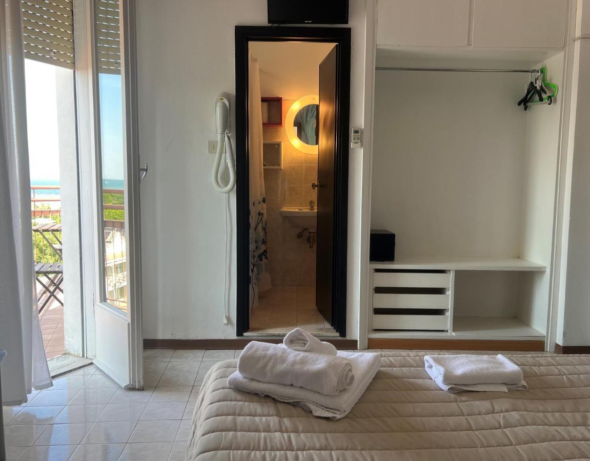 X Hotel Punta Marina Ngoại thất bức ảnh