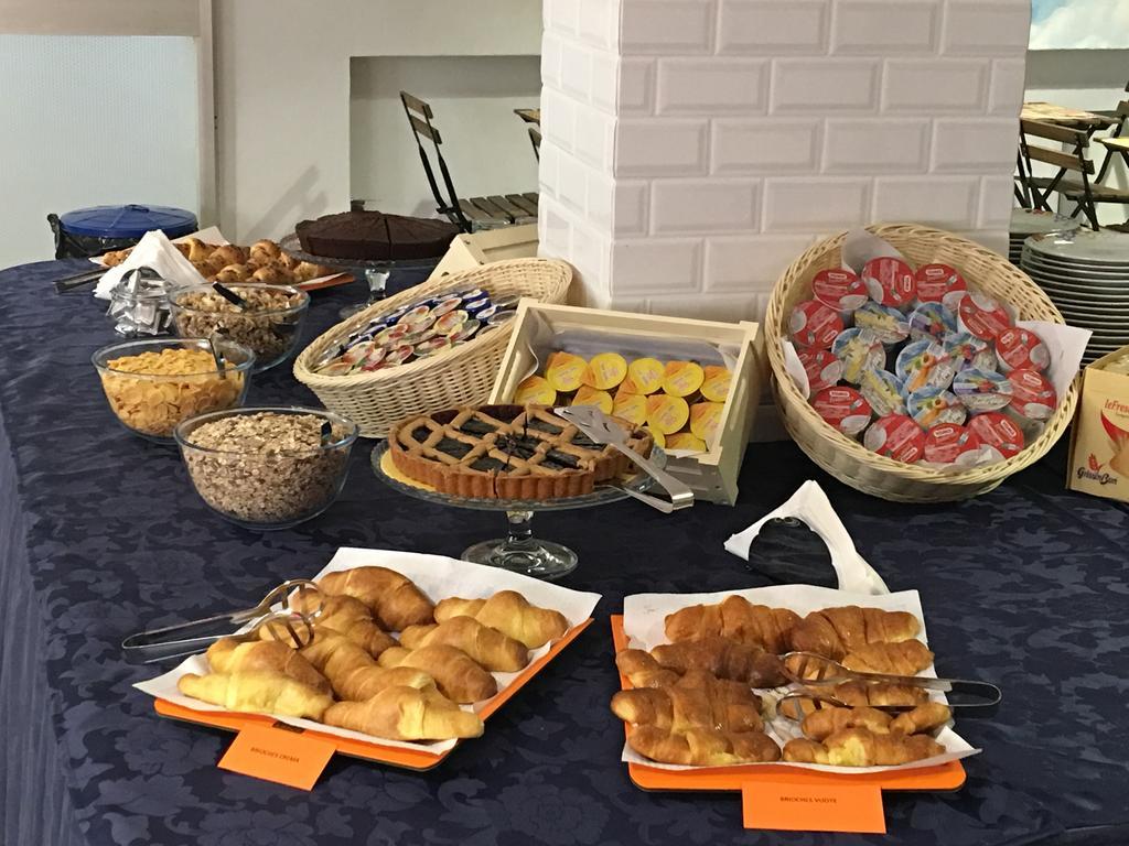 X Hotel Punta Marina Ngoại thất bức ảnh